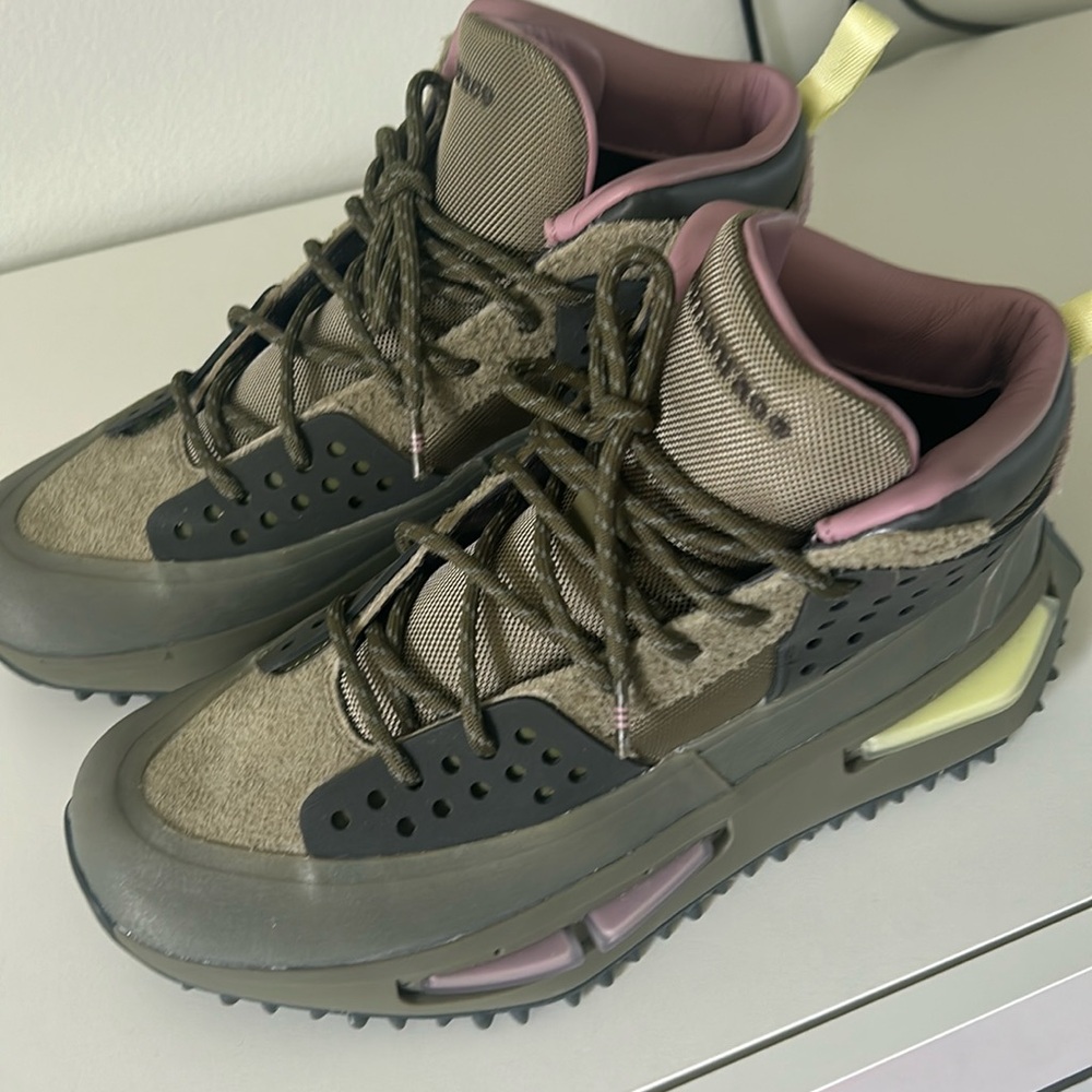 adidas Pharrell x Hu NMD_S1 Ryat 'Focus Olive' IE4686 like brand new